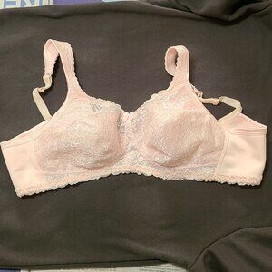 Playtex 18 Hour 4088 bra in size 38C